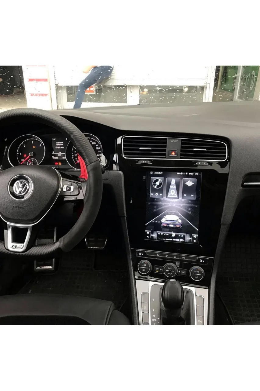 AVGO VW GOLF 7 (2013-2018) ANDROİD TESLA MULTİMEDYA SİSTEMİ (8-64 GB)